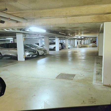 III Appart 2 Pieces, Neuf 200 M De Gare Parking Netflix Evry Courcouronnes Dış mekan fotoğraf