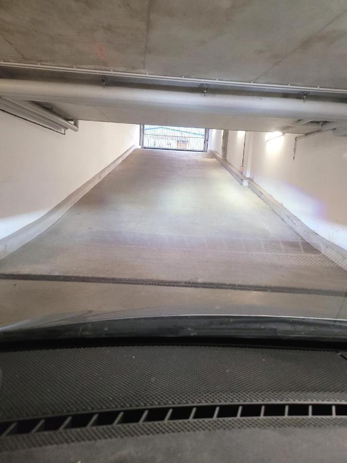 III Appart 2 Pieces, Neuf 200 M De Gare Parking Netflix Evry Courcouronnes Dış mekan fotoğraf